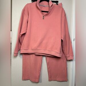 Tommy Bahama Athleisure Ribbed 100% Cotton Coral Knit 3/4 Top and Cropped Pants.